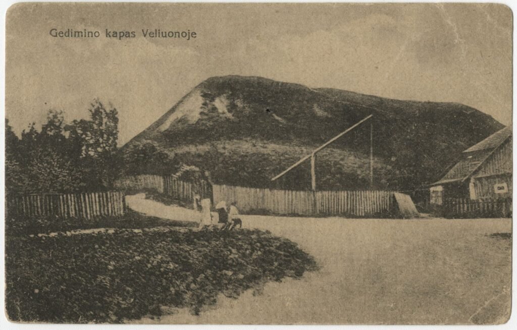 Gedimino kapas Veliuonoje