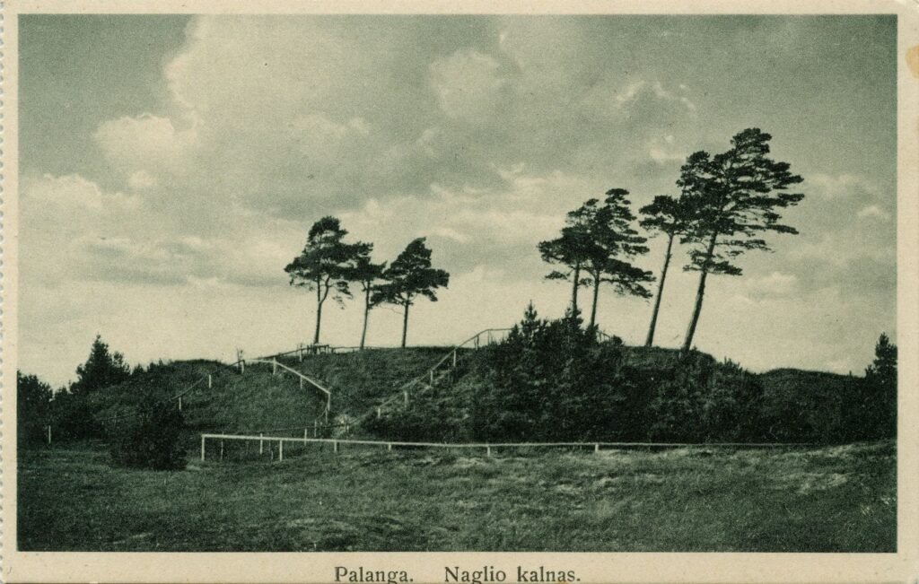 Palanga. Naglio kalnas