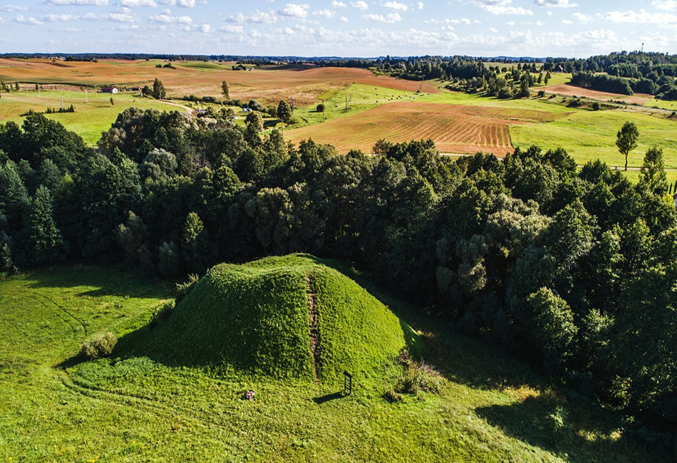 Poterionių piliakalnis