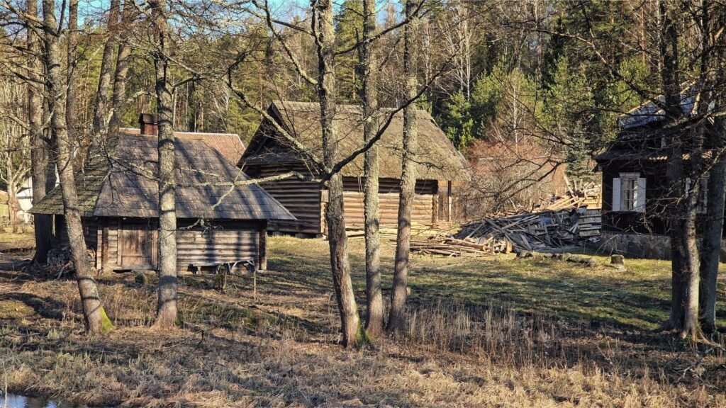 Pirtis ir kiti kaimo statiniai