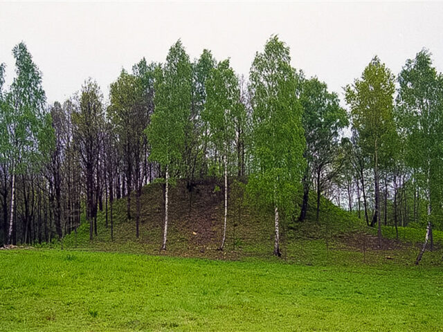 Akmeniškių piliakalnis