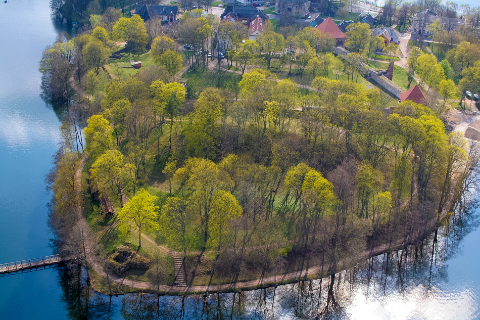 Trakų piliakalnis iš oro