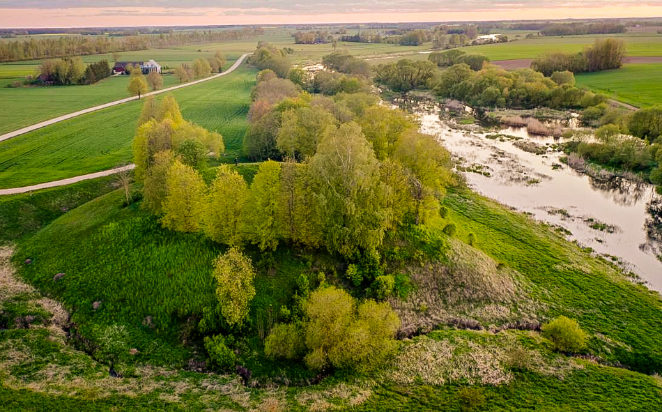 Šimonių piliakalnis