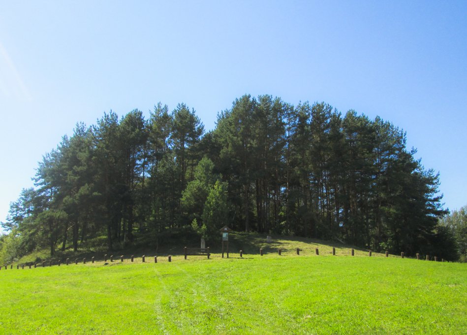 Burvelių alkakalnis: Nevėžio slėnio apeigų kalnas