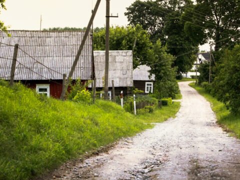 Mėžionys – gyvas Rytų Lietuvos gatvinio kaimo pasakojimas