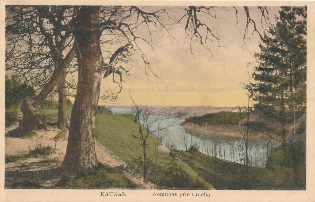 Kaunas. Nemunas prie tunelio