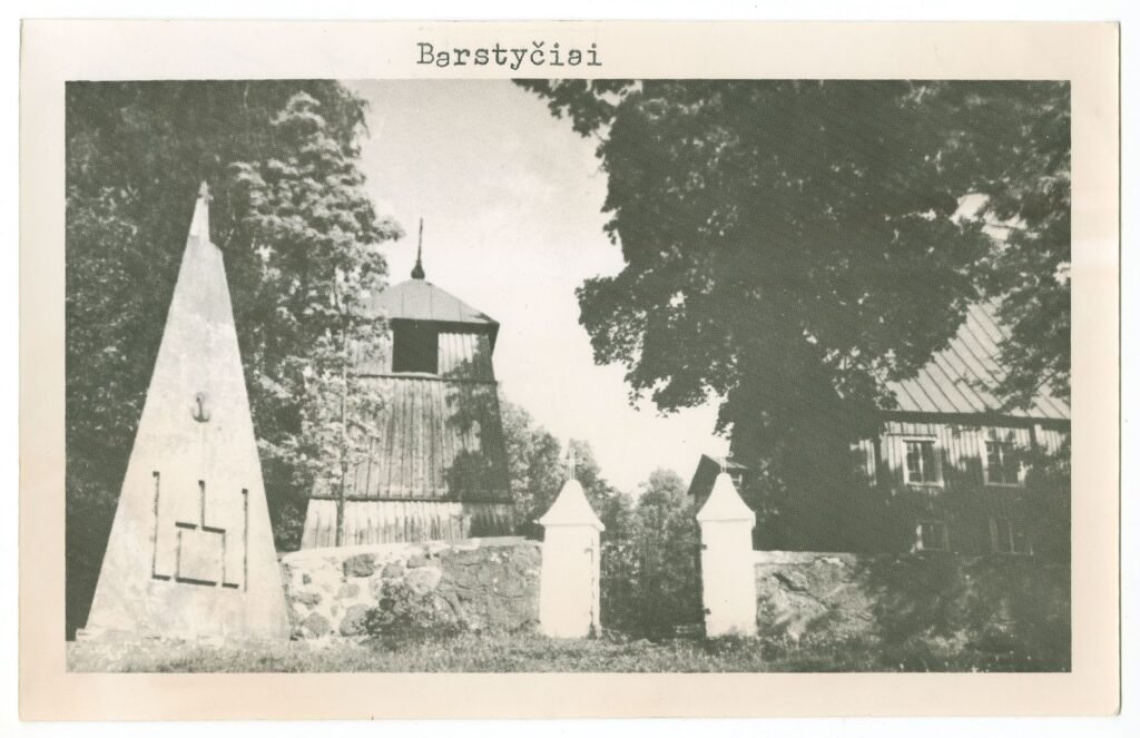 Nepriklausomybės paminklas Barstyčiuose