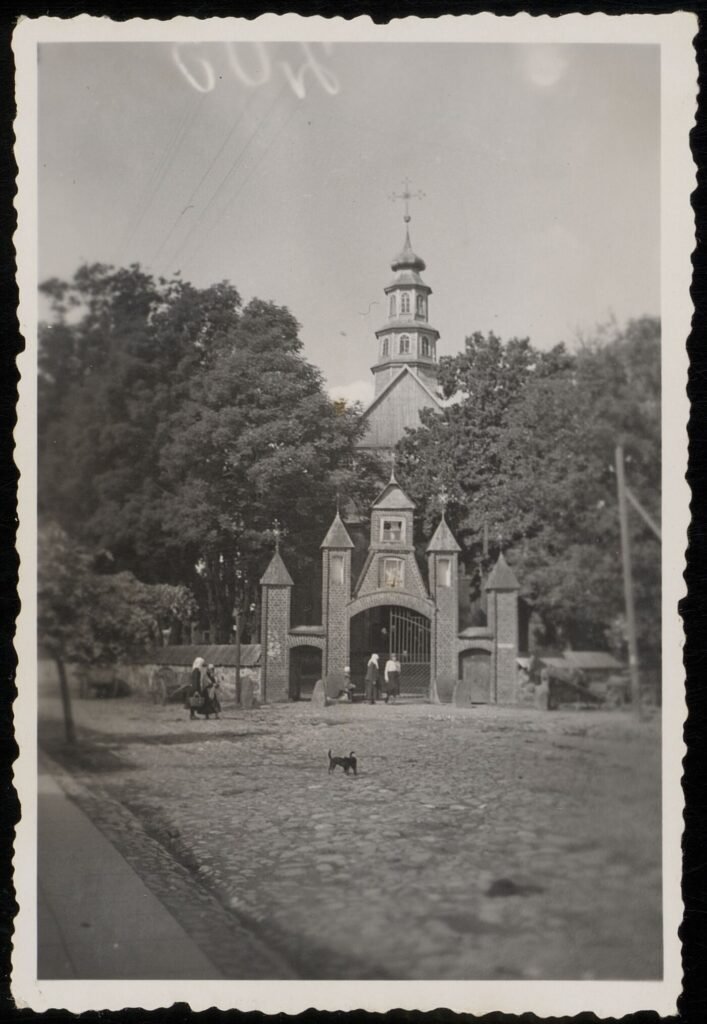 Varnių Šv. Aleksandro bažnyčia