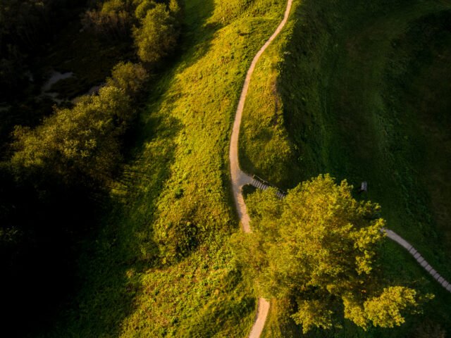 Bradeliškių piliakalnis – senoji Dūkštos slėnio tvirtovė