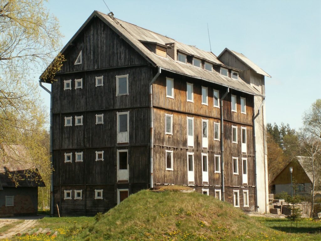 Laukžemės malūnas